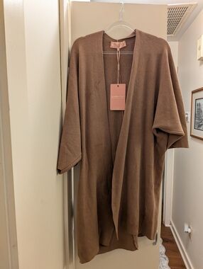 NWT Scandal Italy Andromeda Knit Cardigan Sweater Poncho in Camel Italian Medium